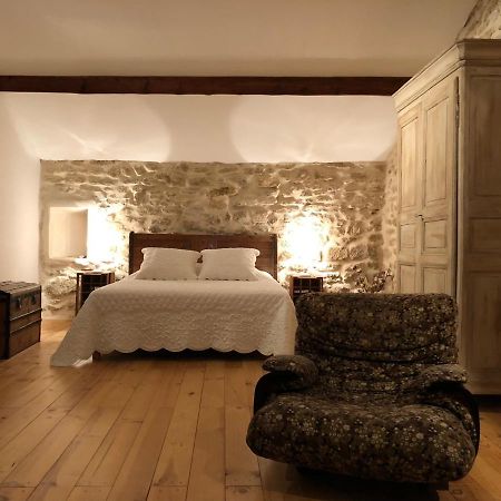 B&B - Le Vieux Figuier แวกเกราส ภายนอก รูปภาพ