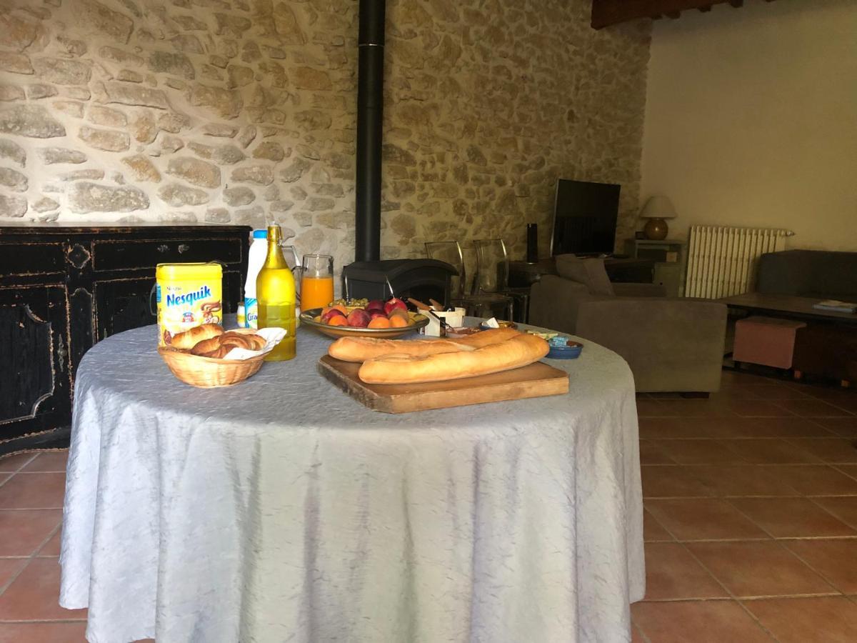 B&B - Le Vieux Figuier แวกเกราส ภายนอก รูปภาพ